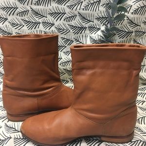 Vintage Brown Leather Boots